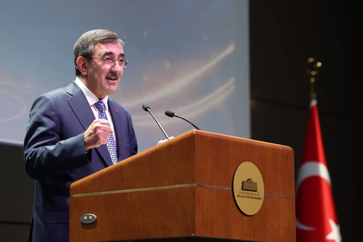 Cumhurbaşkanı Yardımcısı Yılmaz, 10. Sporun Devleri Buluşuyor Ödül Töreninde konuştu Cumhurbaşkanı Yardımcısı Yılmaz, 10. Sporun Devleri Buluşuyor Ödül Töreninde konuştu