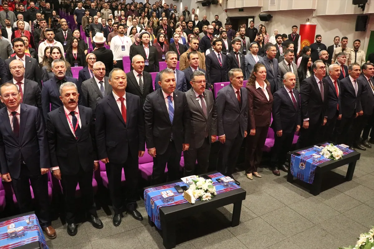 "3. Türk Dünyası Gençlik Buluşması" Trabzon’da başladı 5. kare