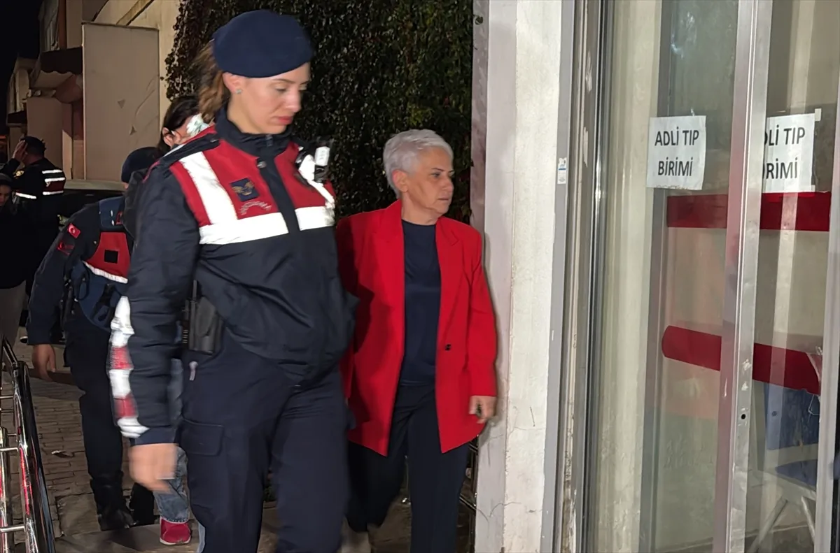 Adana Çukurova Belediyesi’ne operasyonda 34 tutuklama Adana Çukurova Belediyesi’ne operasyonda 34 tutuklama