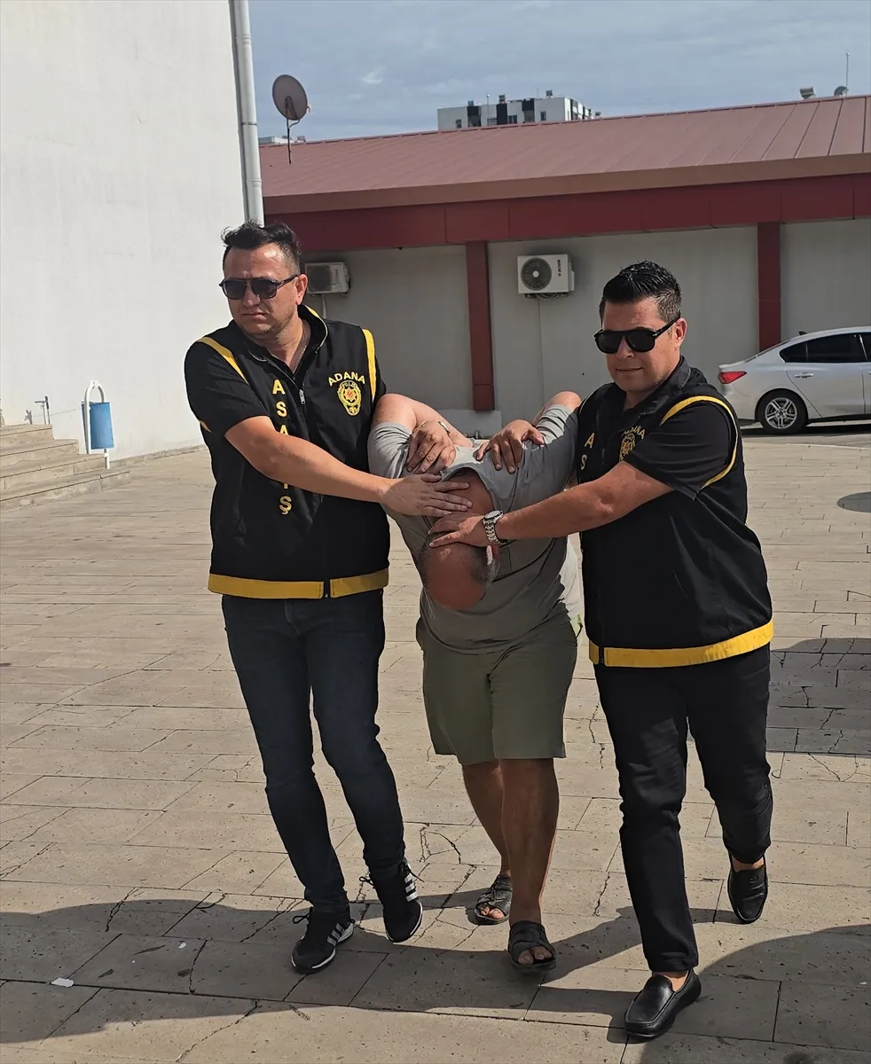 Adana’da kapıyı oksijen kaynağıyla kesip gümüş çalan zanlı tutuklandı Adana’da kapıyı oksijen kaynağıyla kesip gümüş çalan zanlı tutuklandı