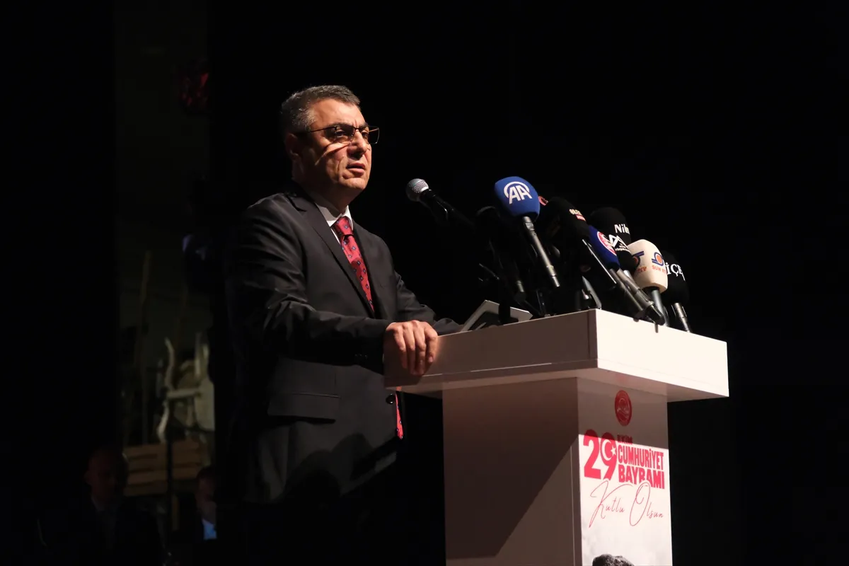 Adana, Mersin, Hatay ve Osmaniye’de Cumhuriyet’in 103. yıl dönümü kutlandı