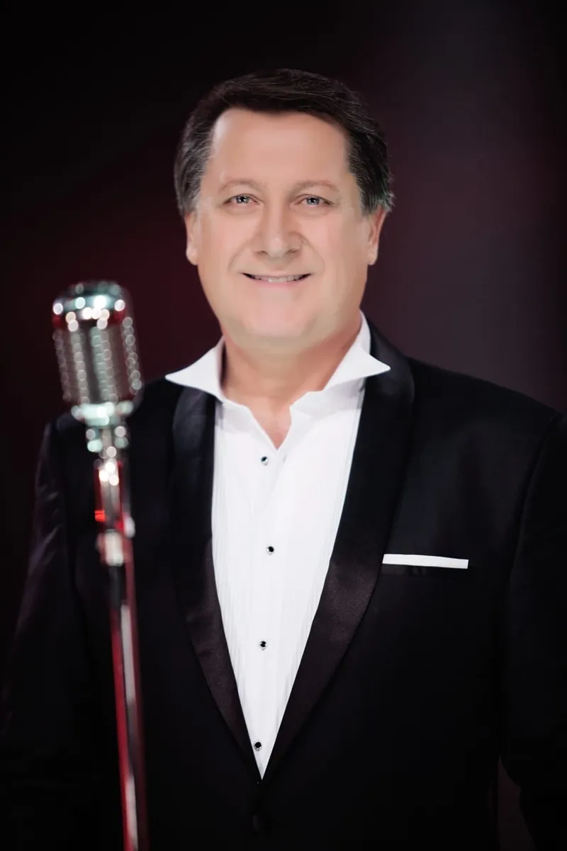Ahmet Özhan ve İhsan Özer, İstanbul Tarihi Türk Müziği Topluluğu konserinde buluşacak Ahmet Özhan ve İhsan Özer, İstanbul Tarihi Türk Müziği Topluluğu konserinde buluşacak