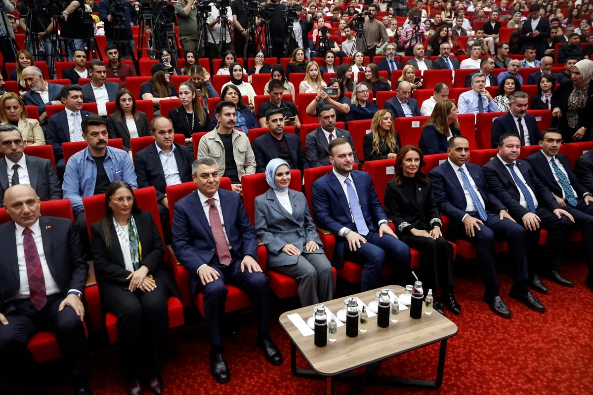 Aile ve Sosyal Hizmetler Bakanı Mahinur Özdemir Göktaş, Mersin’de Aile ve Sosyal Hizmetler Bakanı Mahinur Özdemir Göktaş, Mersin’de
