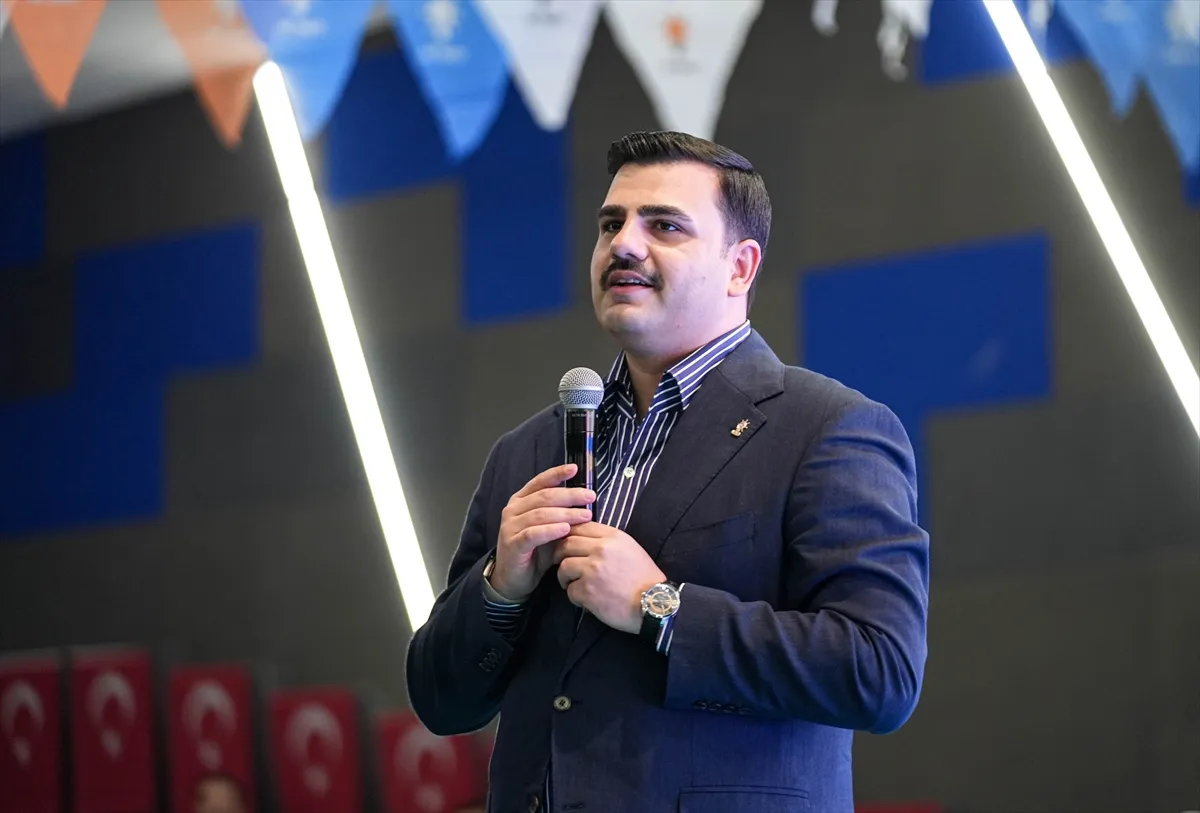 AK Parti’li İnan, Buca İlçe Danışma Meclisi’nde konuştu 2. kare