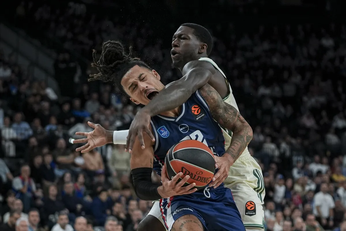 Anadolu Efes - Panathinaikos Anadolu Efes - Panathinaikos