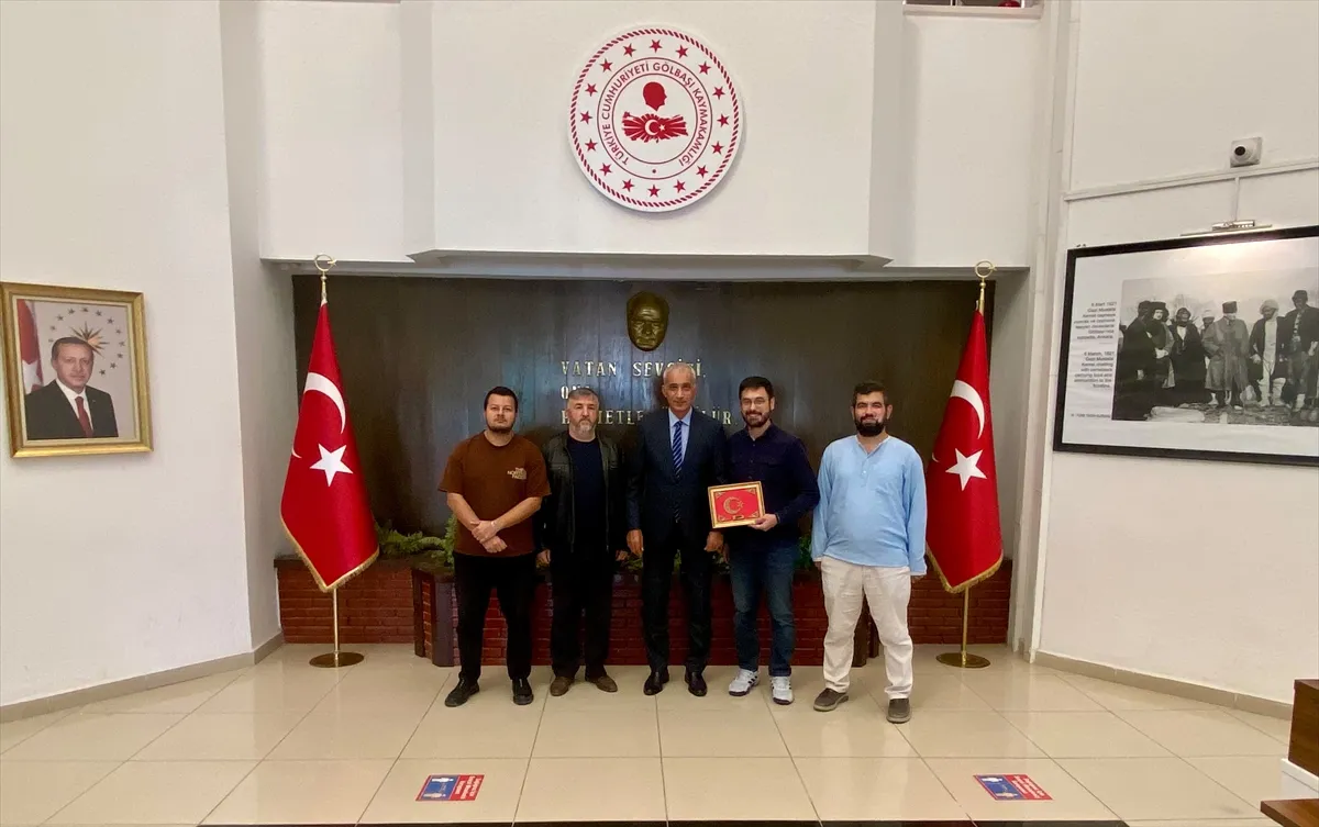Anadolu Gençlik Derneğinden, Gölbaşı Kaymakamı Rüstemoğlu’na ziyaret Anadolu Gençlik Derneğinden, Gölbaşı Kaymakamı Rüstemoğlu’na ziyaret