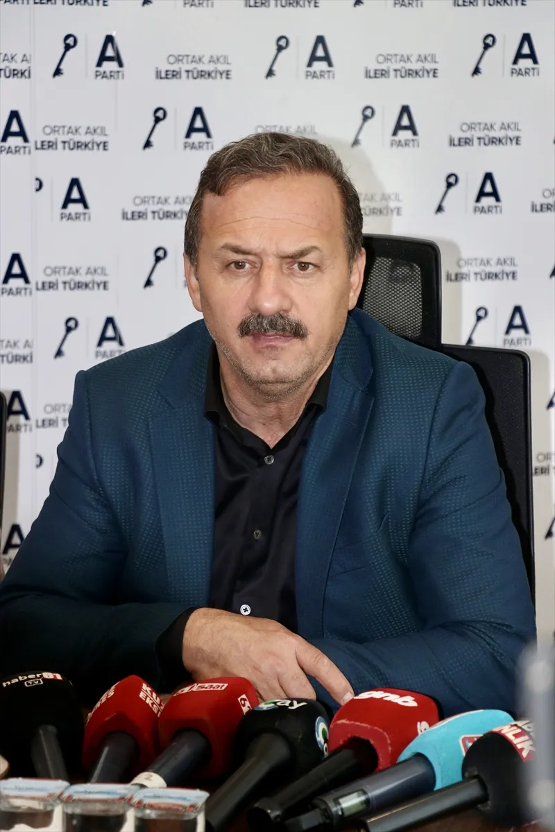 Anahtar Parti Genel Başkanı Ağıralioğlu, Trabzon’da konuştu Anahtar Parti Genel Başkanı Ağıralioğlu, Trabzon’da konuştu