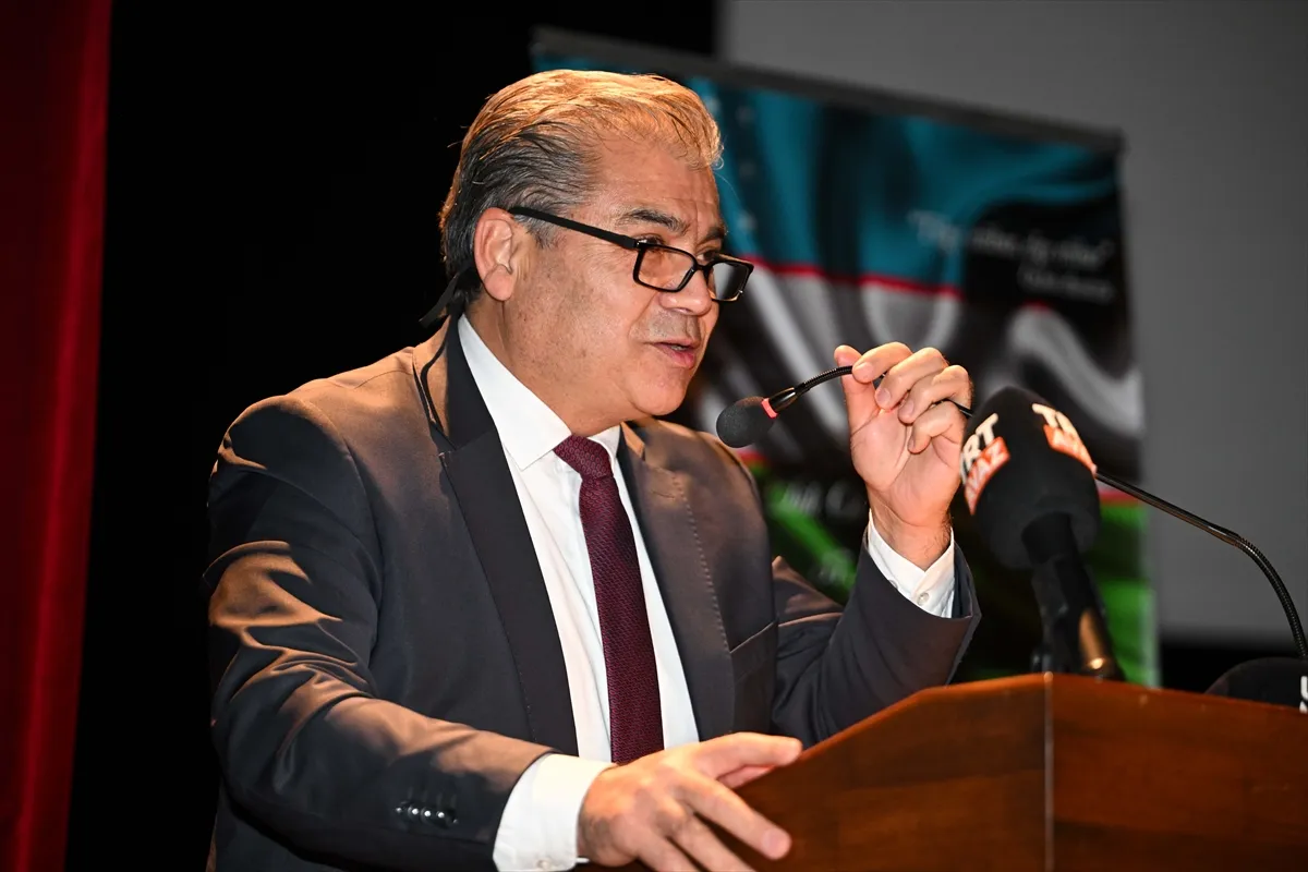 Ankara Üniversitesi’nde Özbek Dili Bayramı etkinliği düzenlendi Ankara Üniversitesi’nde Özbek Dili Bayramı etkinliği düzenlendi