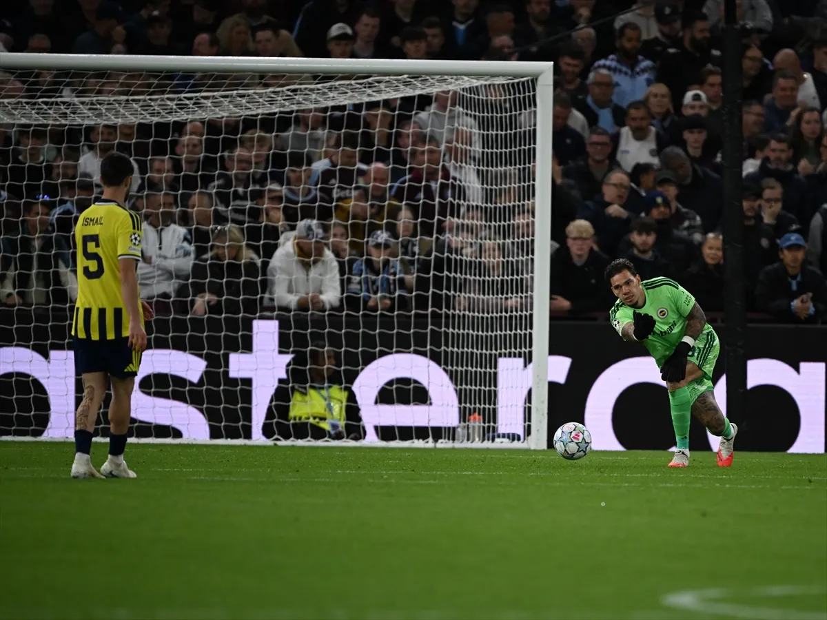 Fenerbahçe, Villa Park’ta Aston Villa ile karşı karşıya geldi 2. kare