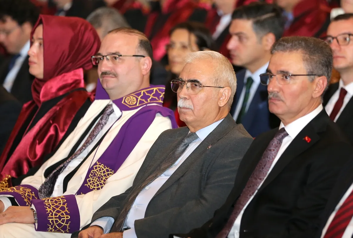 Atatürk Üniversitesinde 2026-2027 akademik yılı açılış töreni düzenlendi Atatürk Üniversitesinde 2026-2027 akademik yılı açılış töreni düzenlendi