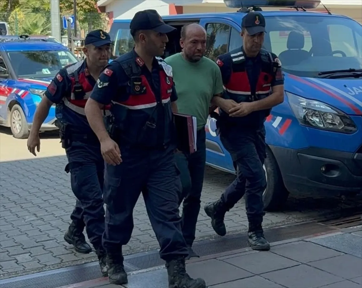 Aydın’da bir kişinin öldüğü sopalı kavgaya ilişkin 2 zanlı tutuklandı (GÜNCELLEME) Aydın’da bir kişinin öldüğü sopalı kavgaya ilişkin 2 zanlı tutuklandı (GÜNCELLEME)