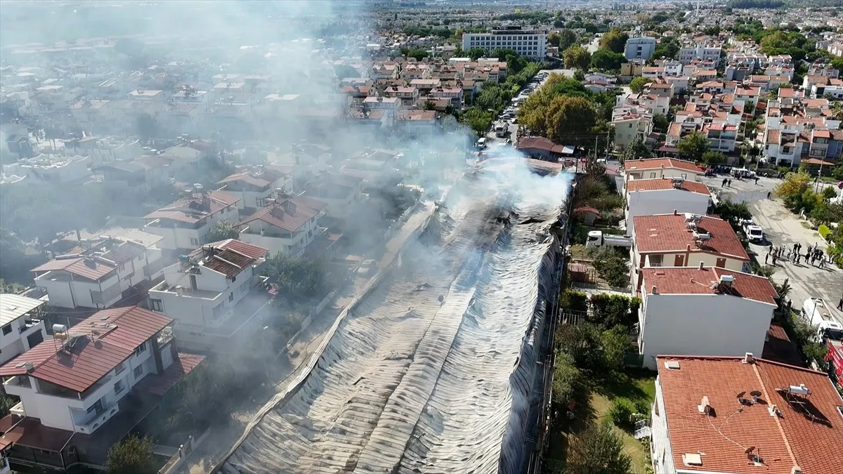 Aydın’da iş yerinde çıkan ve çevreye sıçrayan yangın kontrol altında (GÜNCELLEME) Aydın’da iş yerinde çıkan ve çevreye sıçrayan yangın kontrol altında (GÜNCELLEME)
