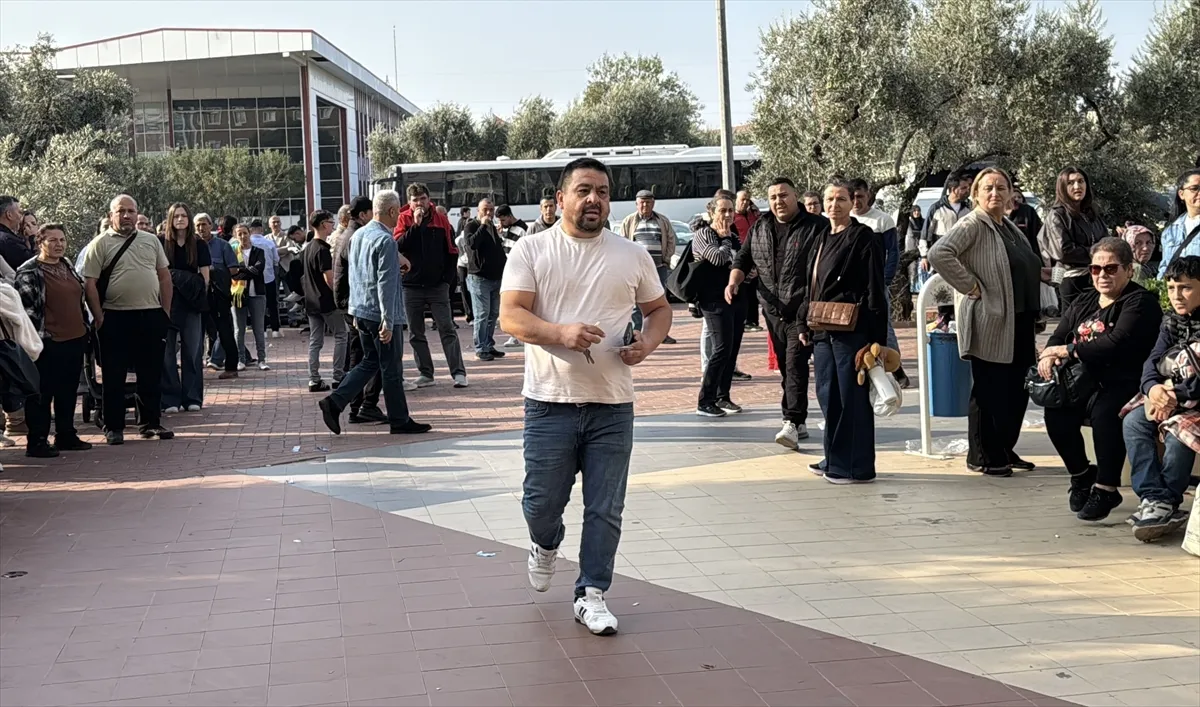 Aydın’da KPSS adayı düşürdüğü nüfus cüzdanına babası sayesinde kavuştu Aydın’da KPSS adayı düşürdüğü nüfus cüzdanına babası sayesinde kavuştu
