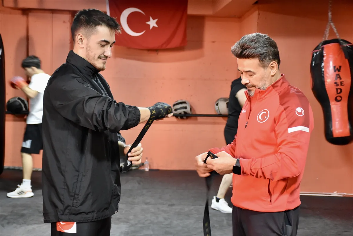 Babasının izinden giden savate sporcusunun hedefi dünya şampiyonluğu Babasının izinden giden savate sporcusunun hedefi dünya şampiyonluğu