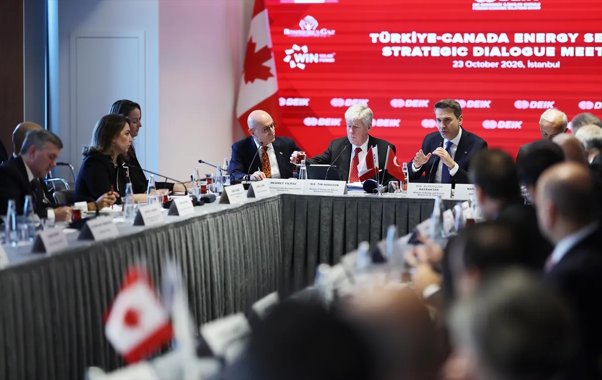 Bakan Bayraktar: Türkiye enerjide işbirliğine hazır Bakan Bayraktar: Türkiye enerjide işbirliğine hazır