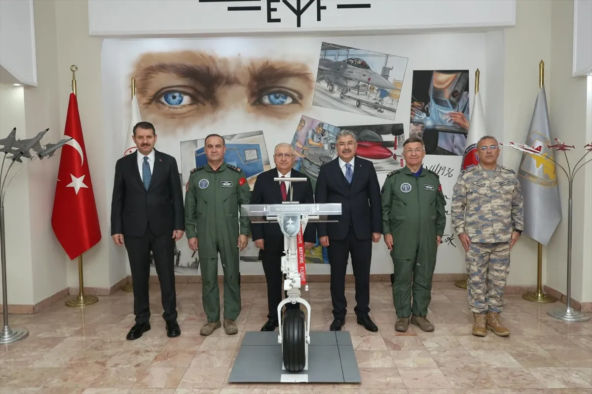 Bakan Güler, Eskişehir’de 1. Hava Bakım Fabrikası törenine katıldı Bakan Güler, Eskişehir’de 1. Hava Bakım Fabrikası törenine katıldı