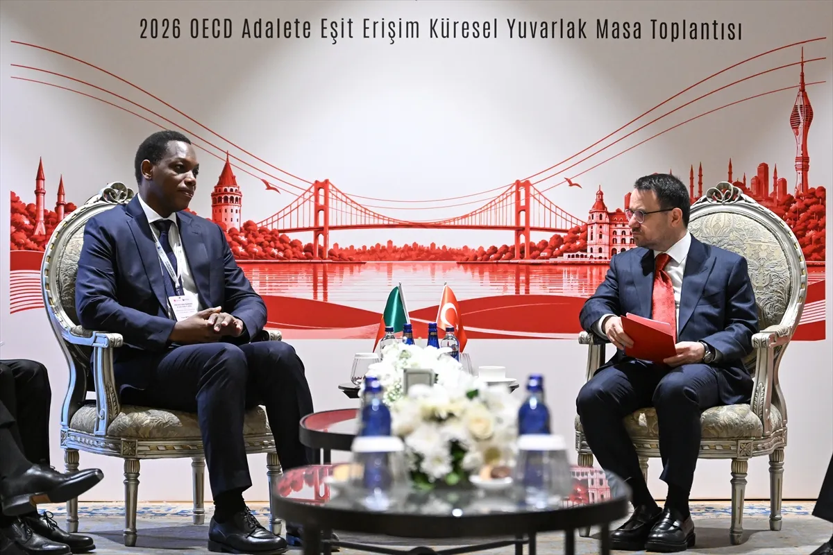Bakan Gürlek İstanbul’daki OECD Toplantısı kapsamında 4 ülkeden mevkidaşıyla görüştü 8. kare