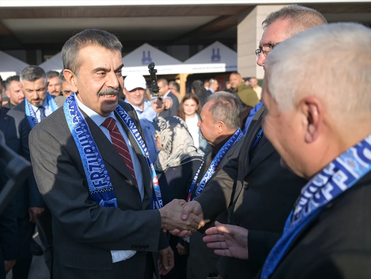 Bakan Tekin, "12. Ankara Erzurum Tanıtım Günleri" programına katıldı