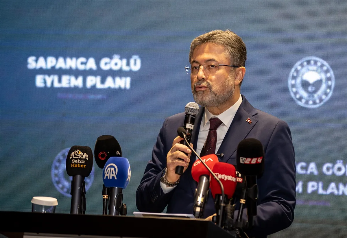 Bakan Yumaklı Sakarya’da Sapanca Gölü Eylem Planı Tanıtım Toplantısı’nda konuştu