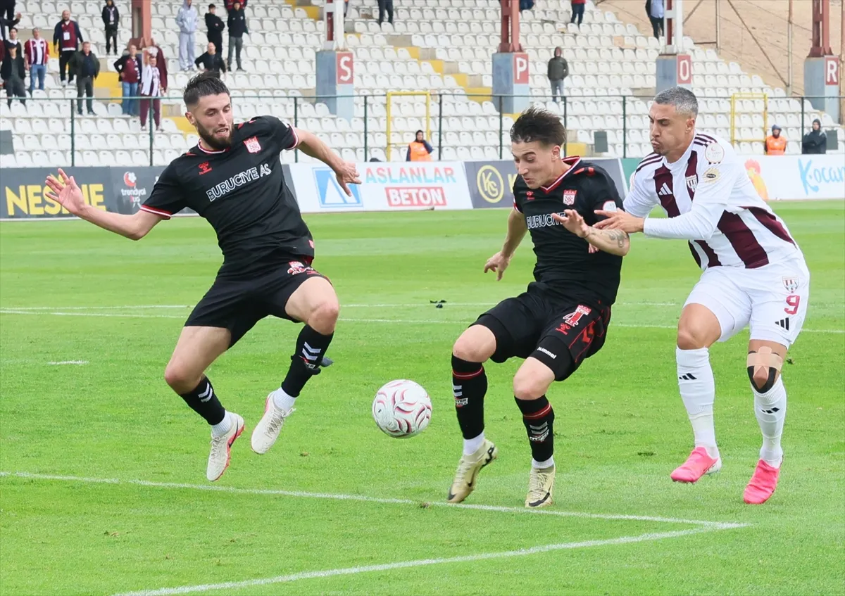 Bandırmaspor - Ekenler Beton Sivasspor maçından kare 4. kare