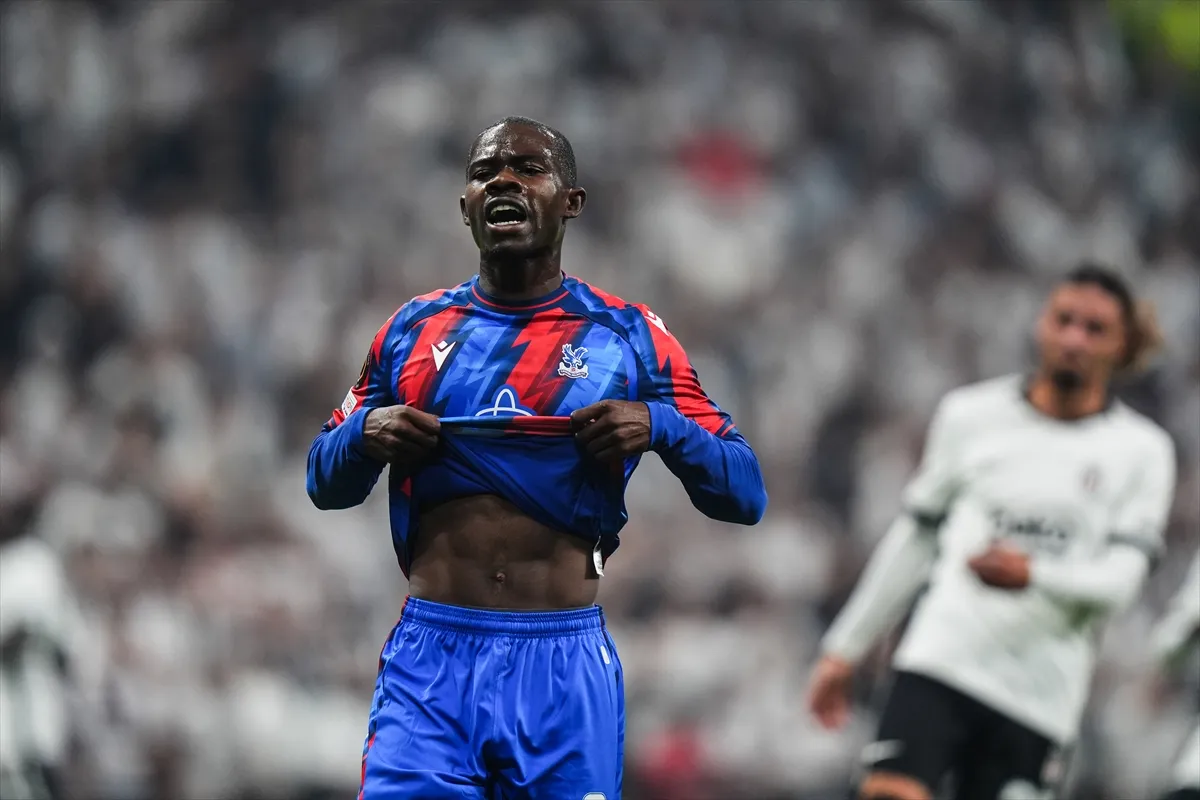 Beşiktaş - Crystal Palace maçı Tüpraş Stadı’nda oynandı 4. kare