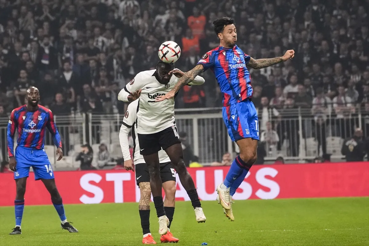 Beşiktaş - Crystal Palace Beşiktaş - Crystal Palace