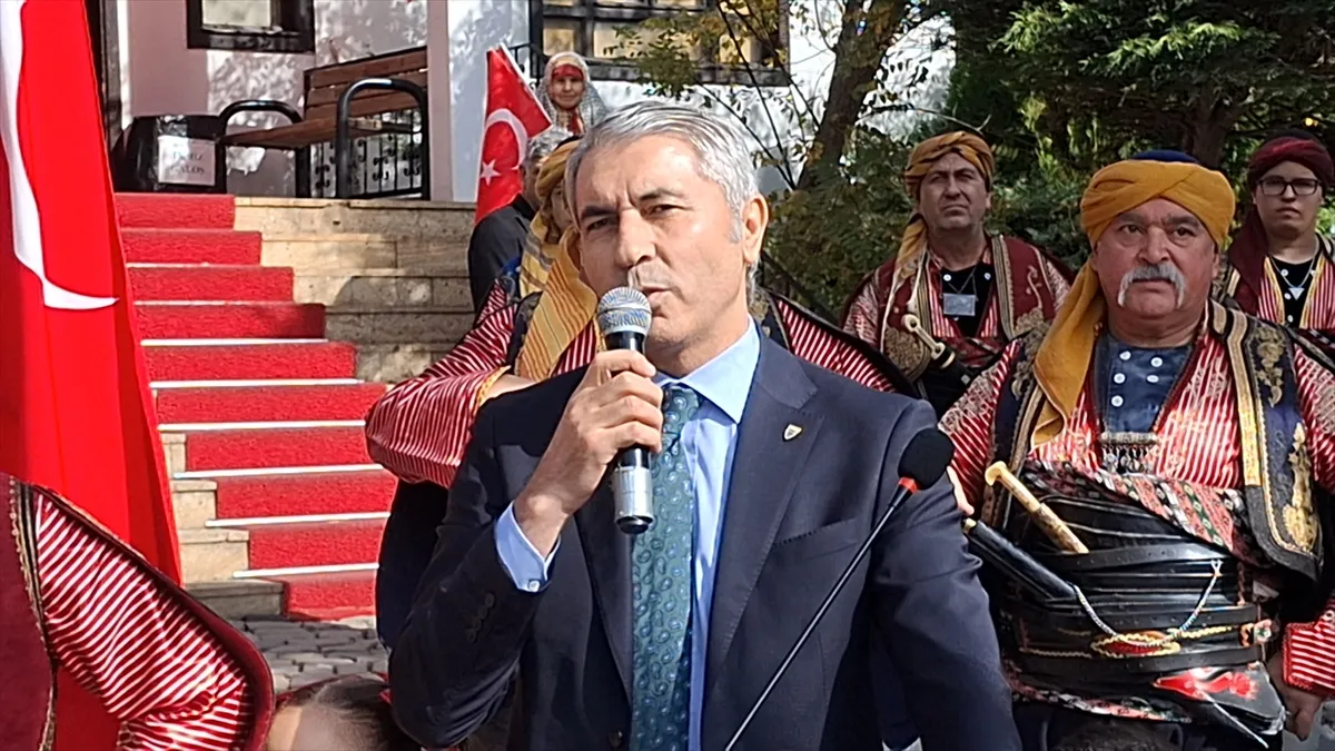 Beypazarı’nda 29 Ekim Cumhuriyet Bayramı’nın 103. yıl dönümü kutlamaları yürüyüşle başladı