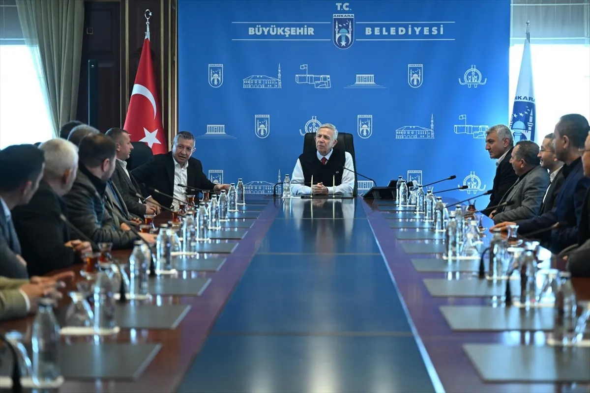 Beypazarlı muhtarlardan ABB Başkanı Yavaş’a ziyaret