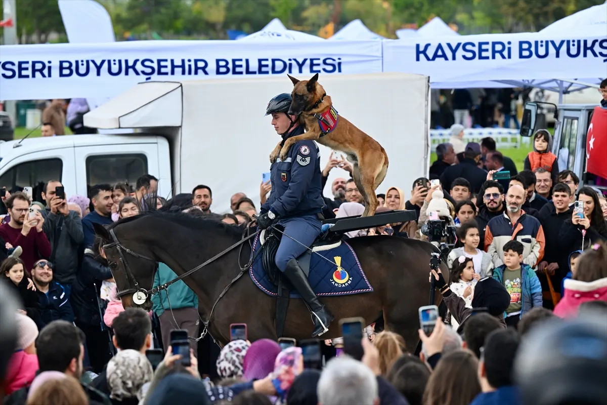 BİLİMFEST Kayseri’nin resmi açılışı yapıldı BİLİMFEST Kayseri’nin resmi açılışı yapıldı