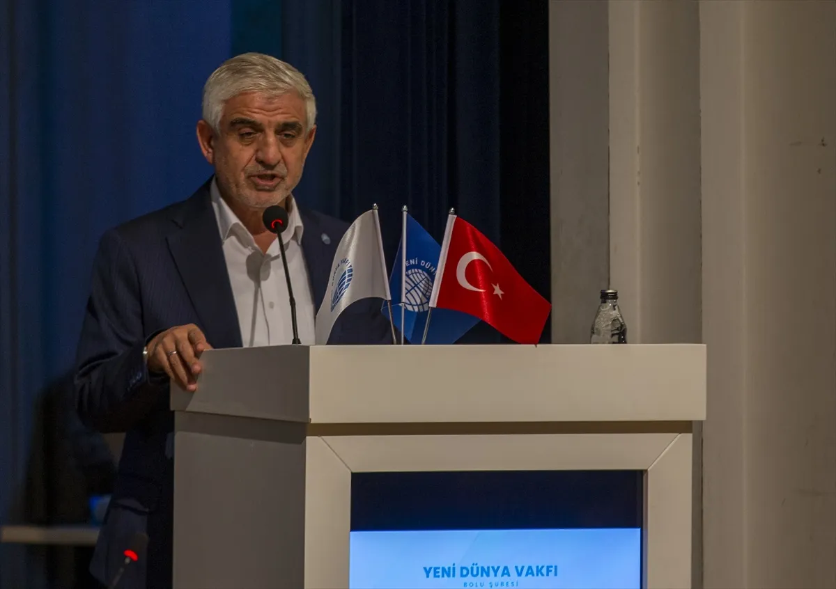 Bolu’da ’Küresel Güç Türkiye’ konulu program düzenlendi Bolu’da ’Küresel Güç Türkiye’ konulu program düzenlendi