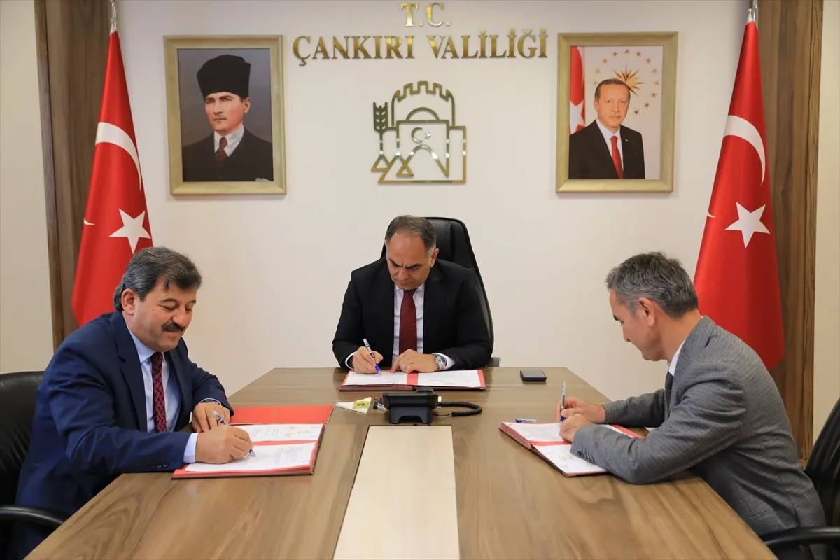 Çankırı’da hayata geçirilen projeyle öğrenciler yüzme ve kayakla buluşacak Çankırı’da hayata geçirilen projeyle öğrenciler yüzme ve kayakla buluşacak