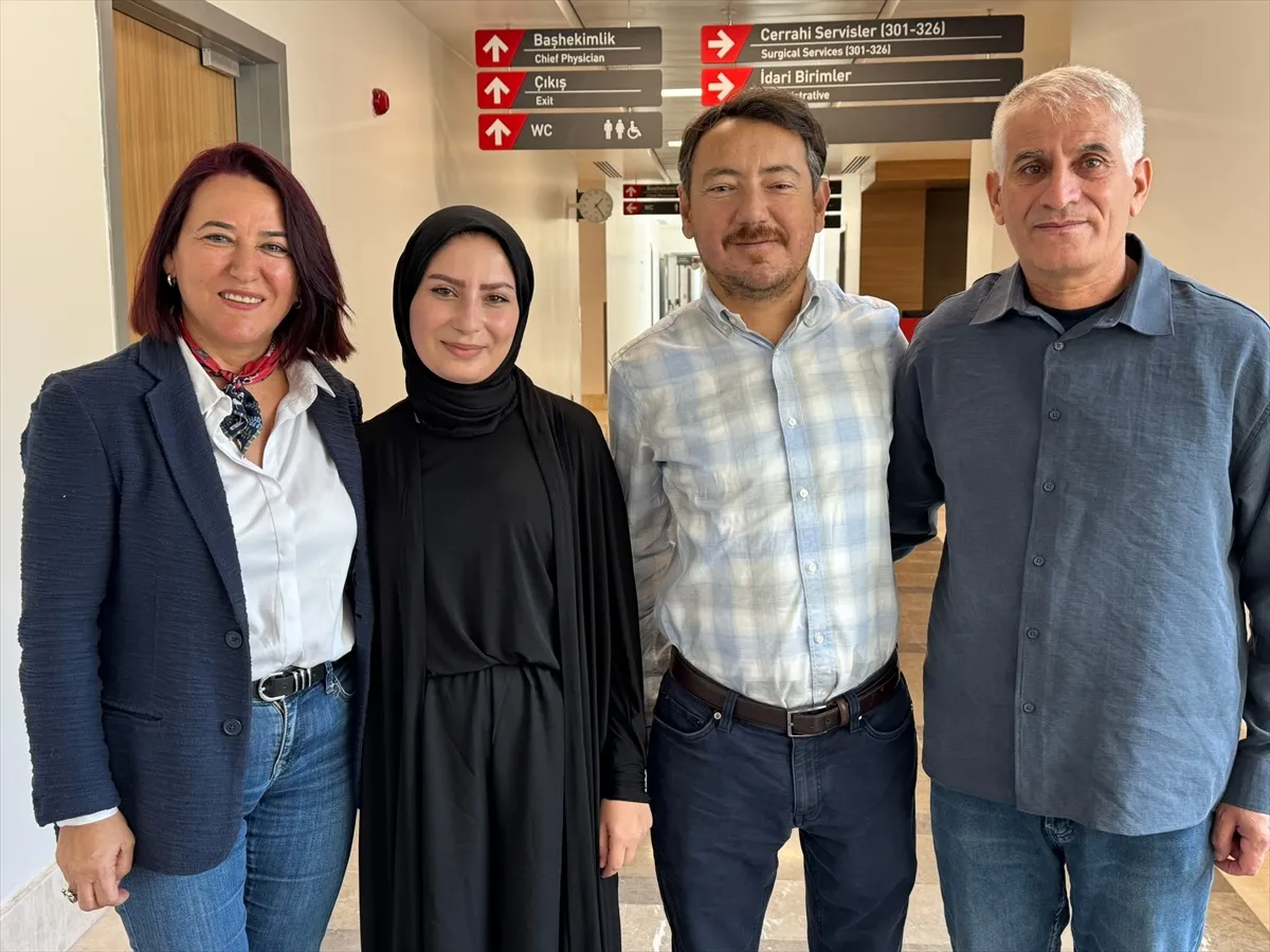 Çapraz nakille hasta yakınlarına hayat verdiler Çapraz nakille hasta yakınlarına hayat verdiler