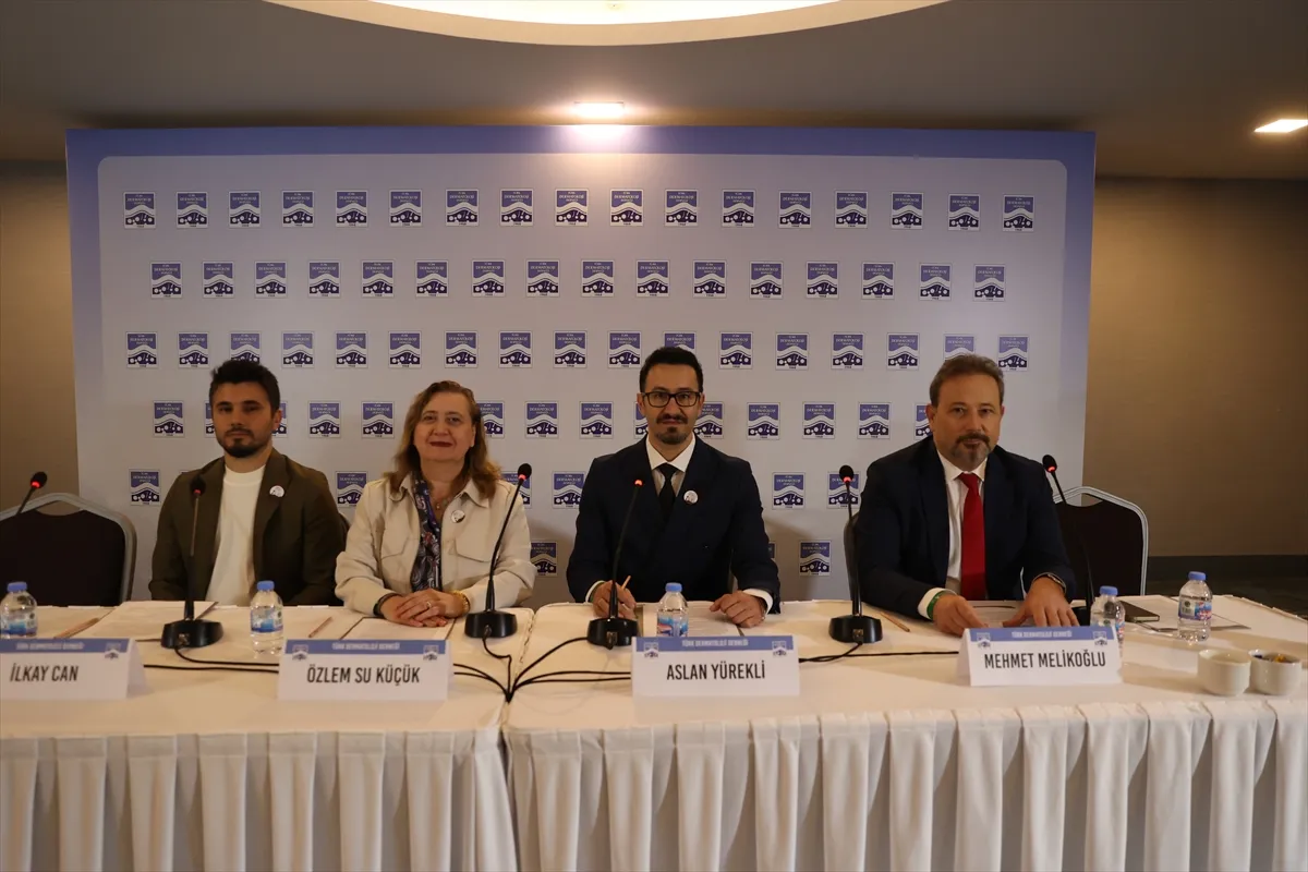 Çocuklarda kozmetik ürünlerin kullanılması döküntü ve leke oluşturabiliyor Çocuklarda kozmetik ürünlerin kullanılması döküntü ve leke oluşturabiliyor