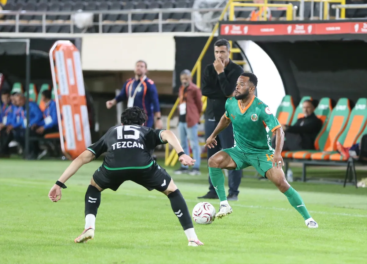 Corendon Alanyaspor - 12 Bingölspor Kupa’da Karşılaştı Corendon Alanyaspor - 12 Bingölspor Kupa’da Karşılaştı