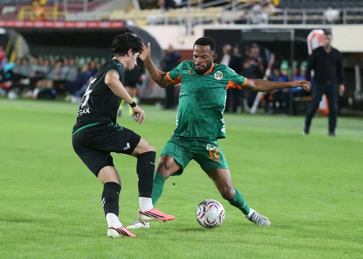 Corendon Alanyaspor - 12 Bingölspor Kupa’da Karşılaştı 6. kare