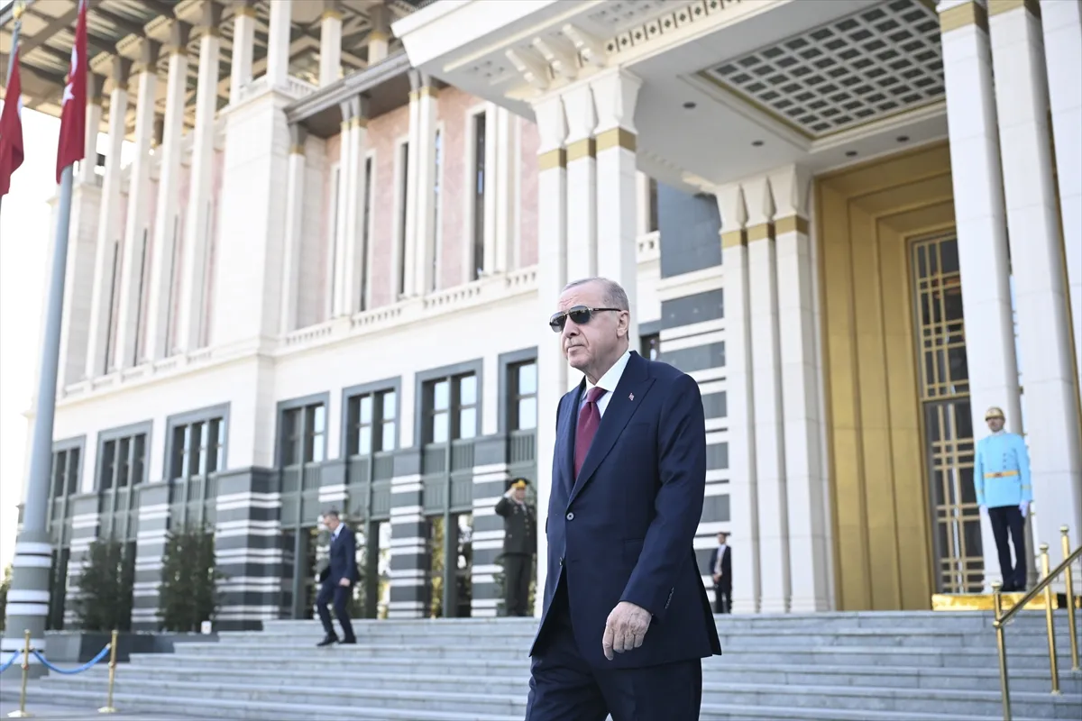Cumhurbaşkanı Erdoğan, Kanada Başbakanı Carney’i resmi törenle karşıladı Cumhurbaşkanı Erdoğan, Kanada Başbakanı Carney’i resmi törenle karşıladı