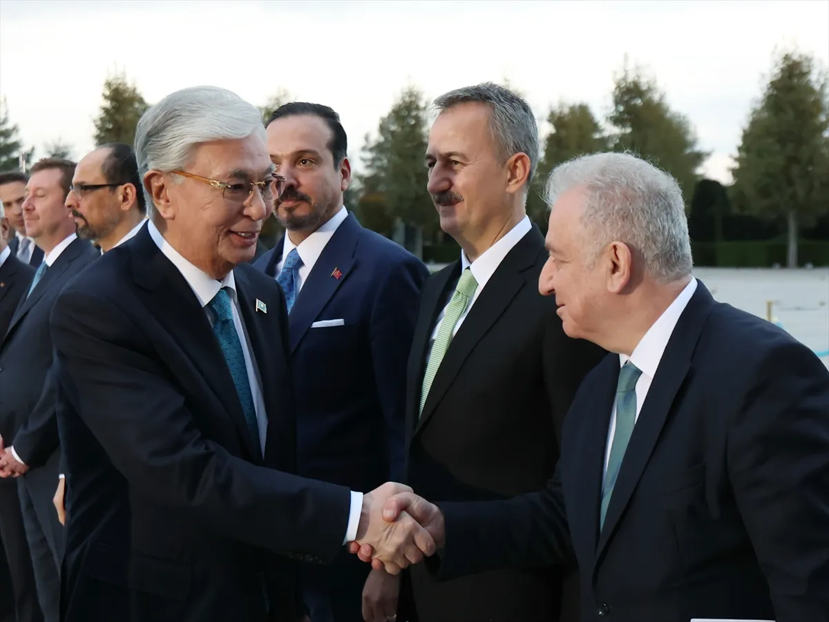 Cumhurbaşkanı Erdoğan, Kazakistan Cumhurbaşkanı Tokayev’i resmi törenle karşıladı Cumhurbaşkanı Erdoğan, Kazakistan Cumhurbaşkanı Tokayev’i resmi törenle karşıladı