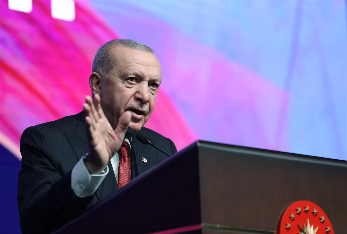Cumhurbaşkanı Erdoğan, Türkiye Maarif Vakfı 10. Yıl Programı’nda konuştu: (2)