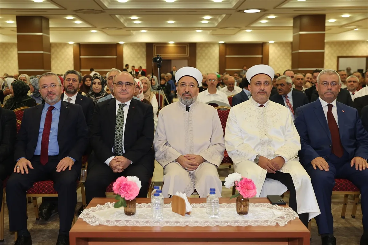 Diyanet İşleri Başkanı Arpaguş KKTC’de din görevlileriyle buluştu Diyanet İşleri Başkanı Arpaguş KKTC’de din görevlileriyle buluştu