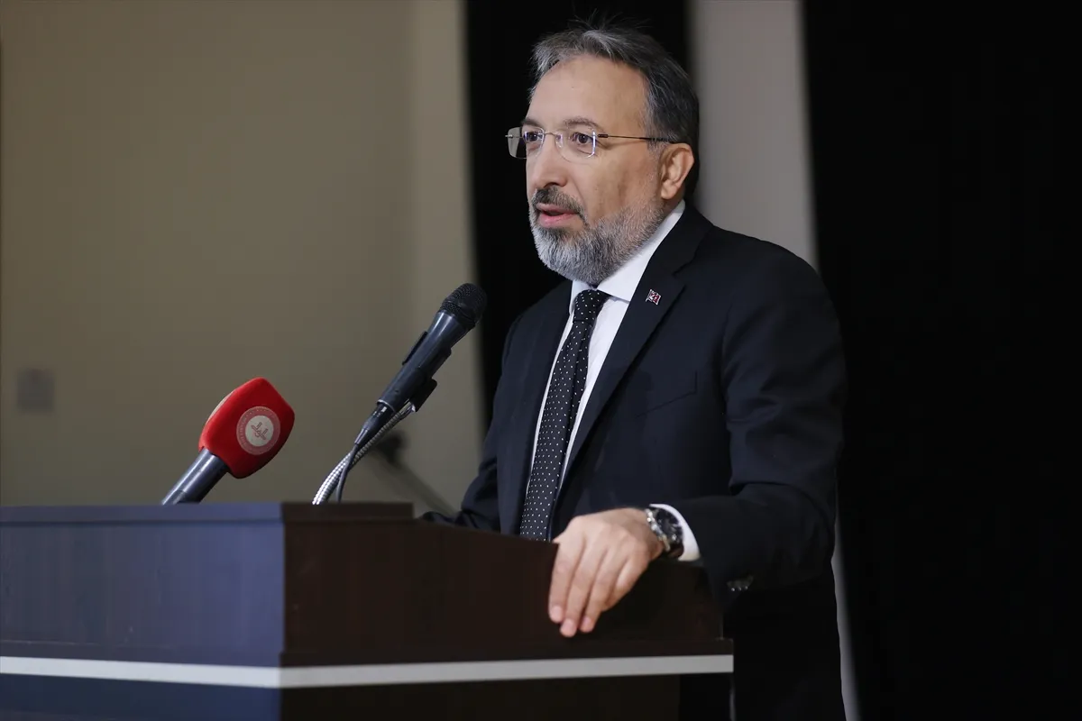 Diyanet İşleri Başkanı Arpaguş, KKTC’de ilahiyat koleji öğrencileriyle bir araya geldi