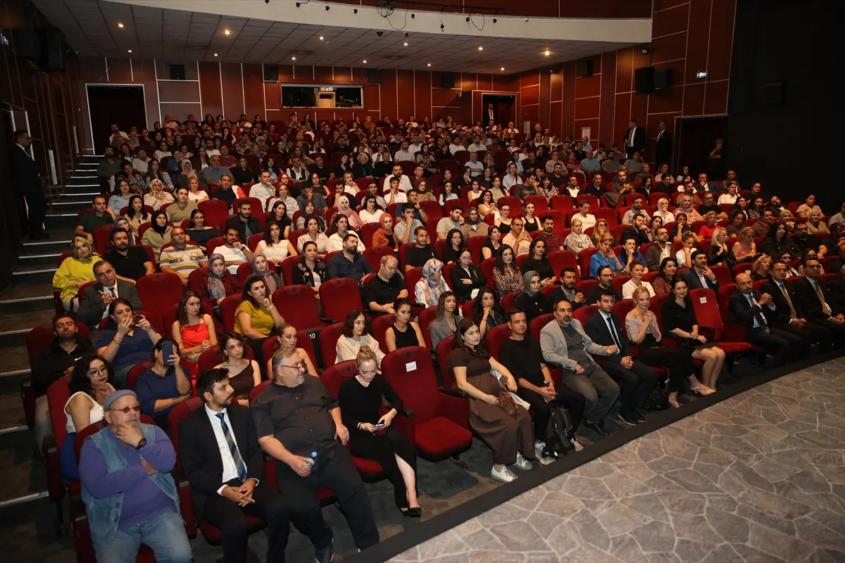 Diyarbakır’da 22. Orhan Asena Yerli Oyunlar Tiyatro Festivali başladı