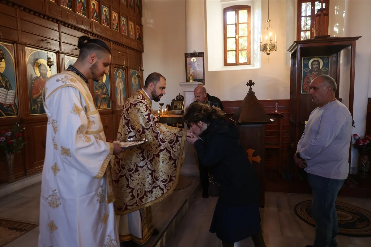 Edirne’deki Ortodoks kilisesinde Bulgarca ayin düzenlendi Edirne’deki Ortodoks kilisesinde Bulgarca ayin düzenlendi