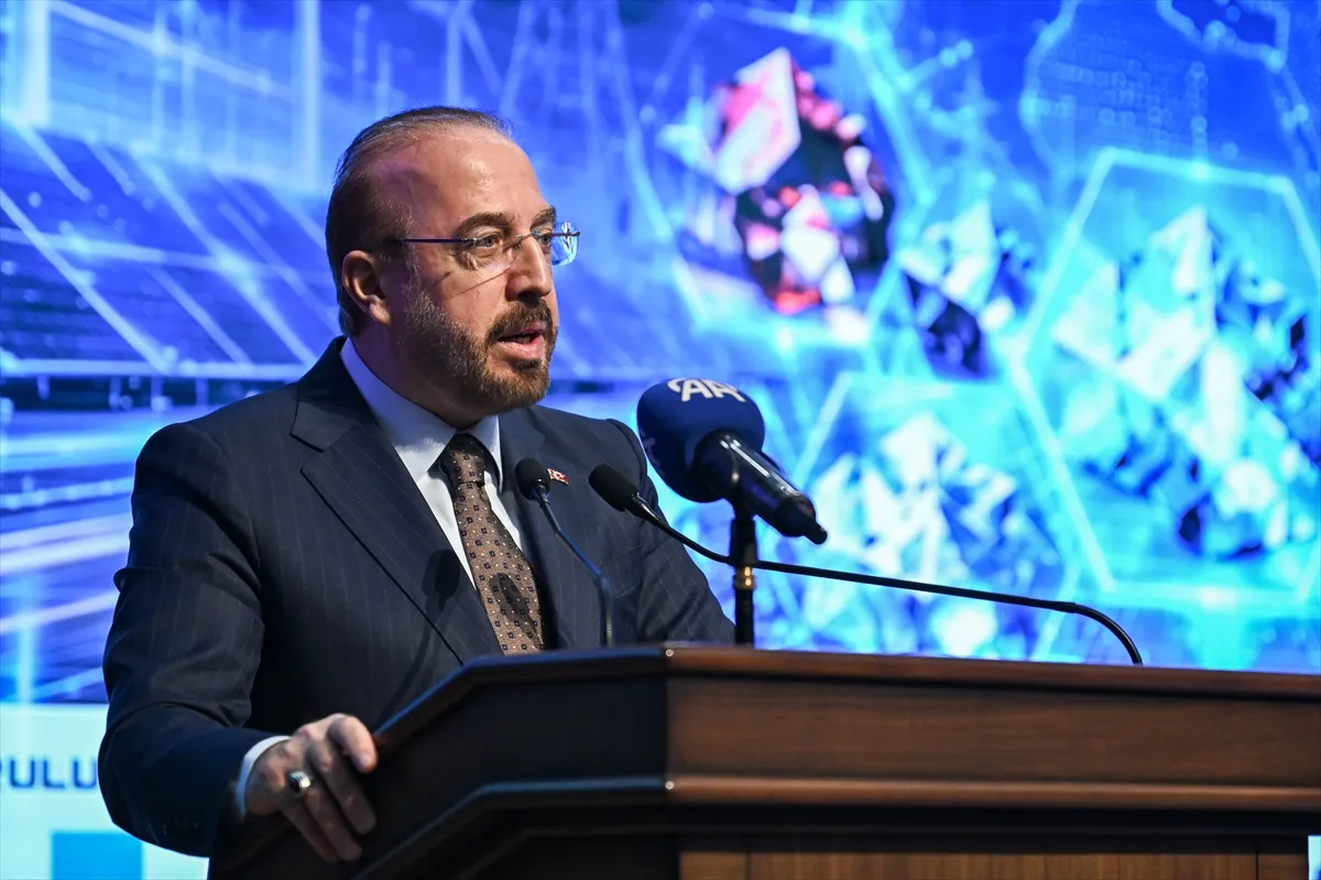 Elektrik iletim ve dağıtım altyapısına 2035’e kadar 80 milyar dolar yatırım yapılacak Elektrik iletim ve dağıtım altyapısına 2035’e kadar 80 milyar dolar yatırım yapılacak