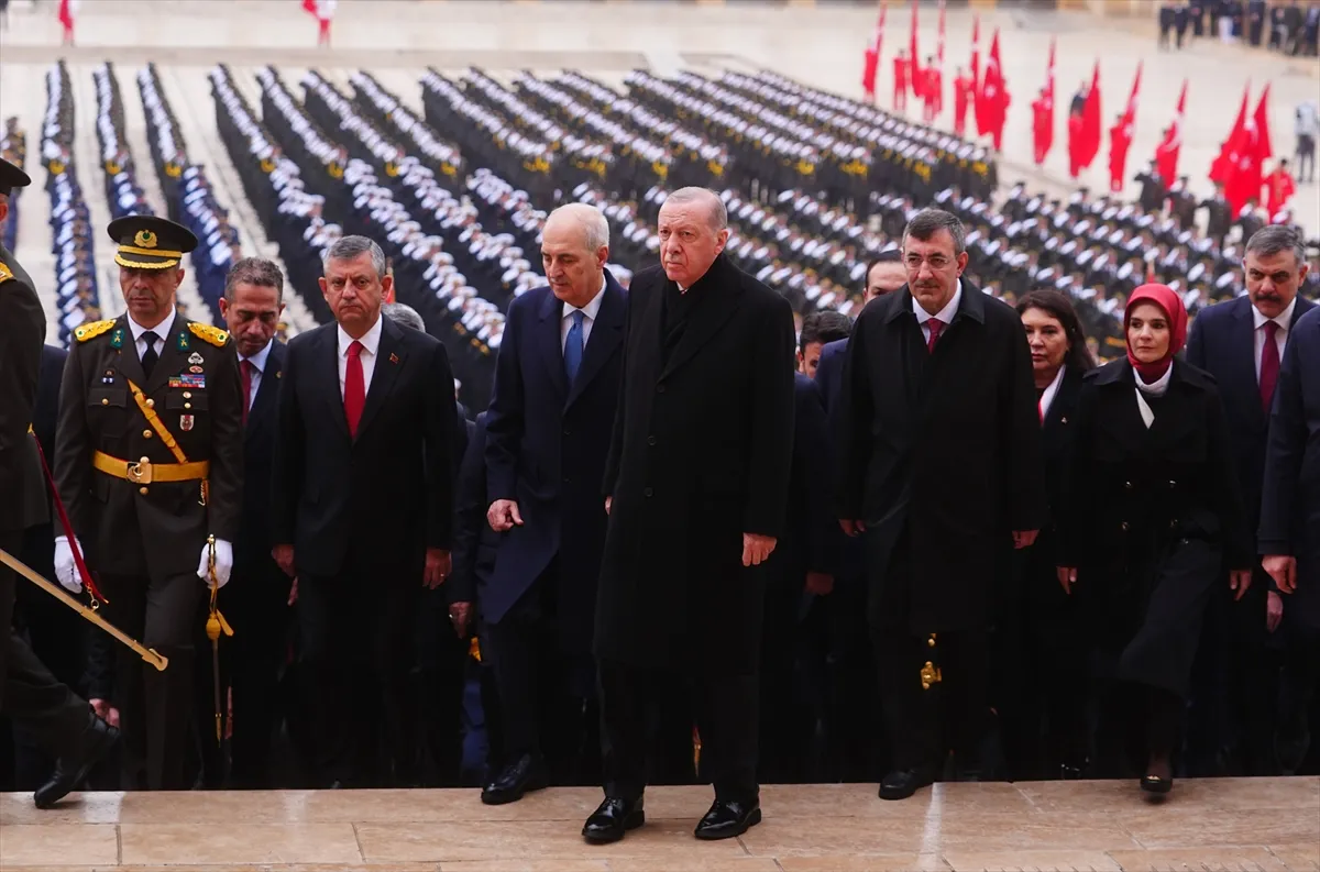 Erdoğan başkanlığında devlet erkanı Anıtkabir’i ziyaret etti
