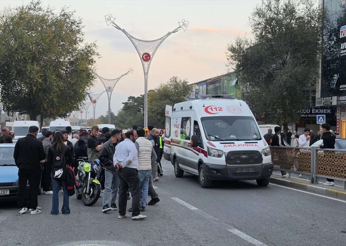 Erzincan’da trafik kazasında 2 kişi ağır yaralandı Erzincan’da trafik kazasında 2 kişi ağır yaralandı
