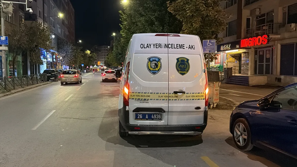 Eskişehir’de çıkan bıçaklı kavgada yaralanan kişi tedavi gördüğü hastanede öldü (GÜNCELLEME)