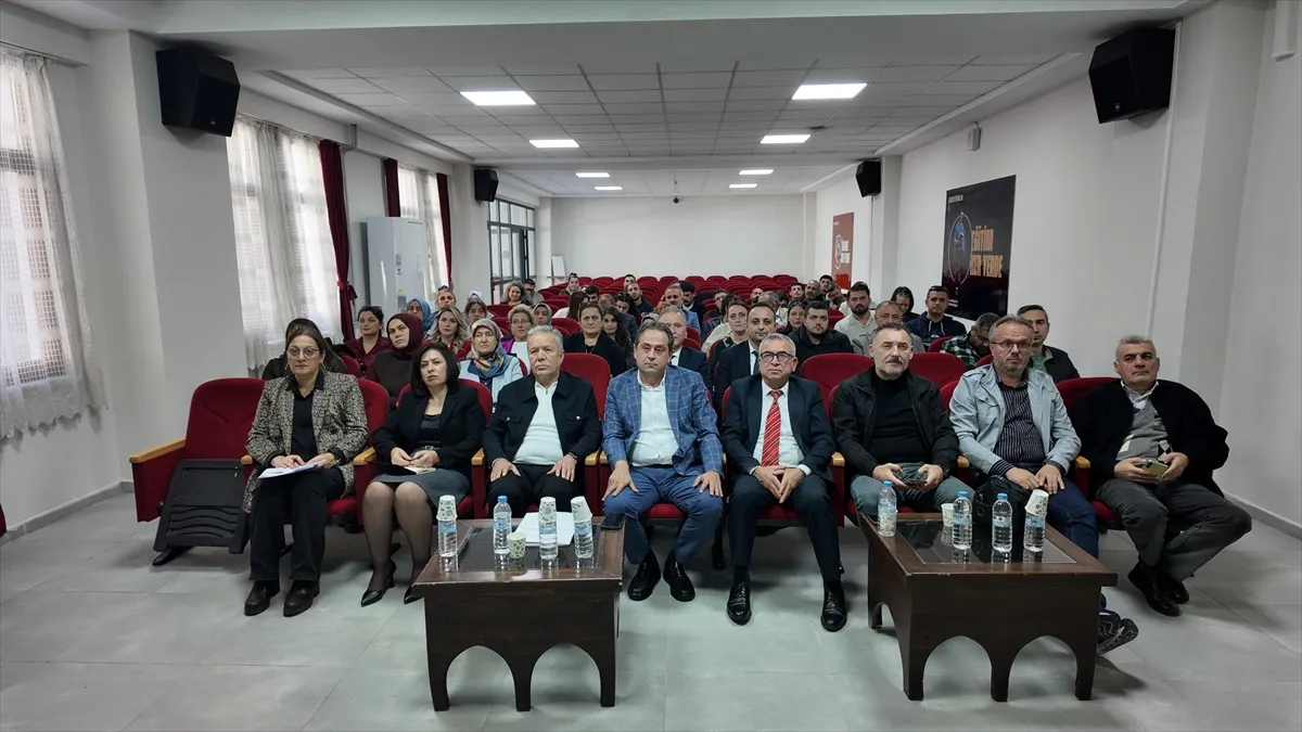 Eskişehir’de Eğitim Yönetim Sistemi’nin yeni mimarisi tanıtıldı Eskişehir’de Eğitim Yönetim Sistemi’nin yeni mimarisi tanıtıldı