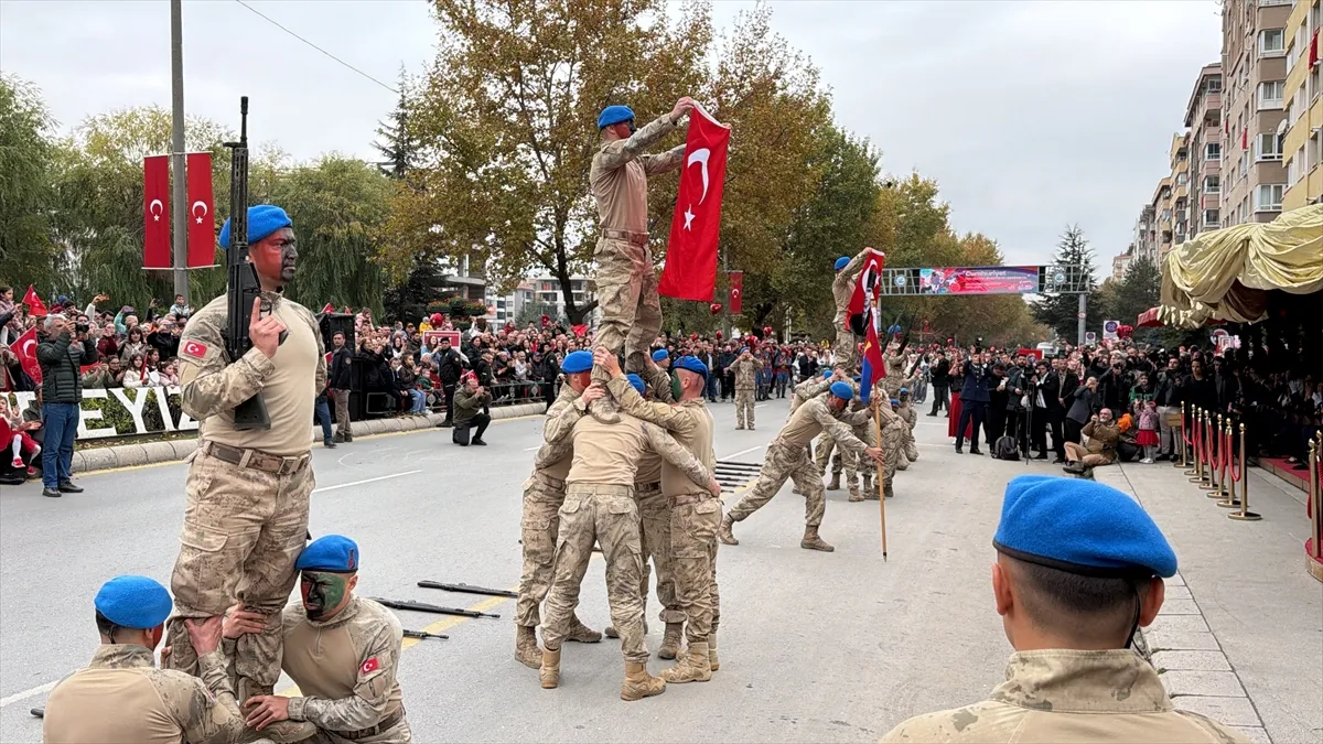 Eskişehir’de İl Jandarma Komutanlığı Komando Birliği gösteri sundu