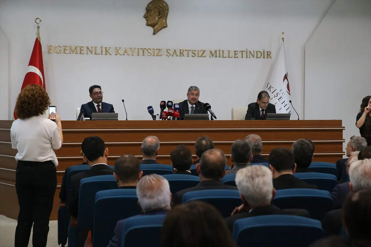 Eskişehir’de Vizyon Eskişehir 2036 Sürdürülebilir Kalkınma Programı tanıtıldı Eskişehir’de Vizyon Eskişehir 2036 Sürdürülebilir Kalkınma Programı tanıtıldı