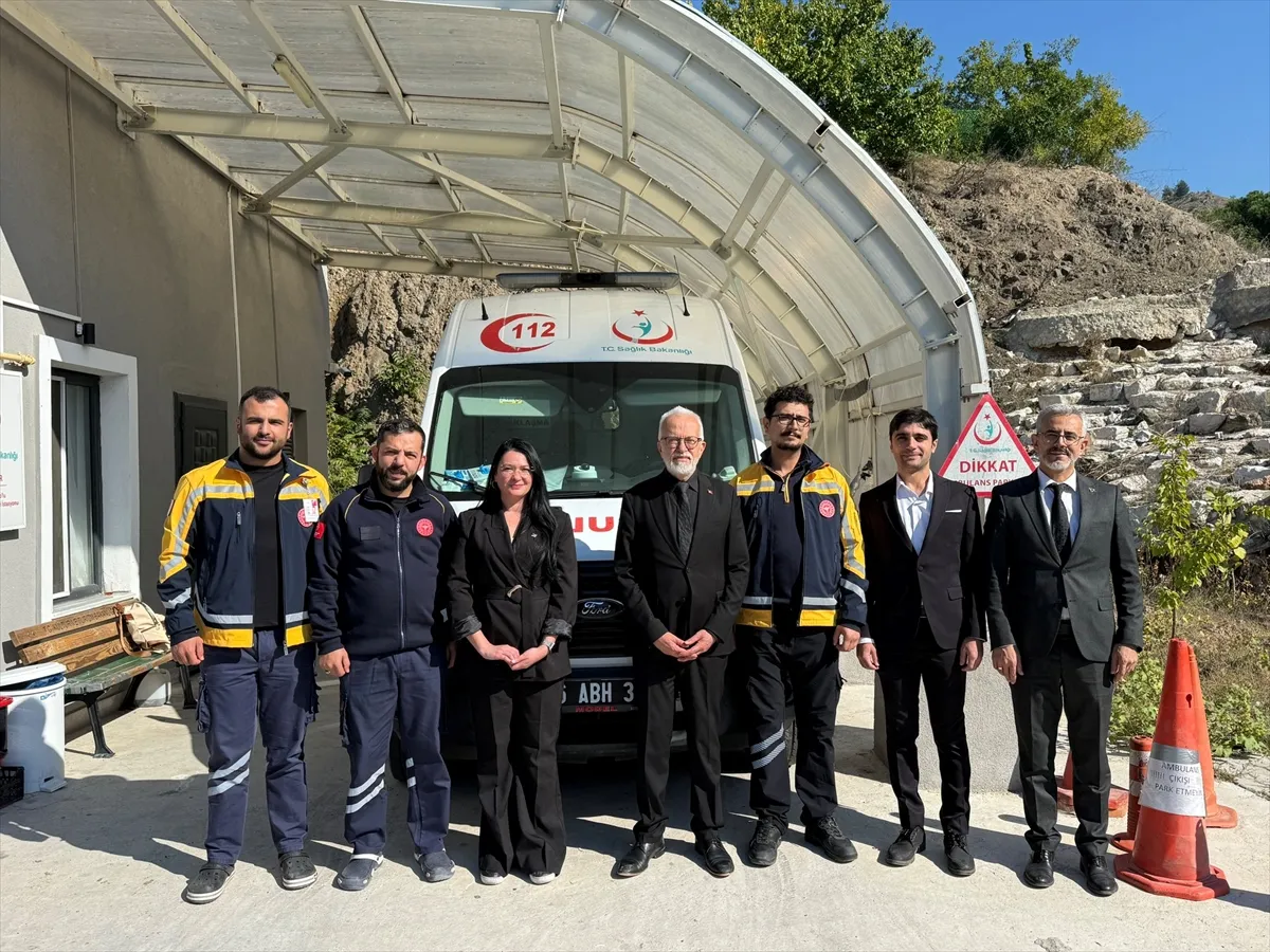 Eskişehir İl Sağlık Müdürü Mihalgazi’yi ziyaret etti Eskişehir İl Sağlık Müdürü Mihalgazi’yi ziyaret etti